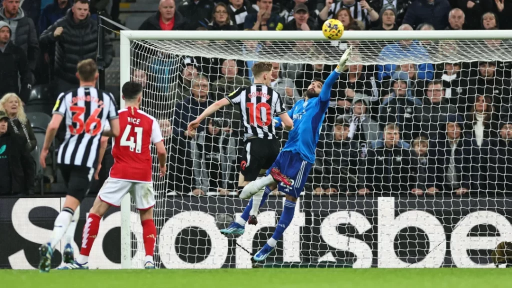 Newcastle 1-0 Arsenal: Issues after the most heated Premier League game. High-flying Magpies defeat the Gunners, losing their first match.